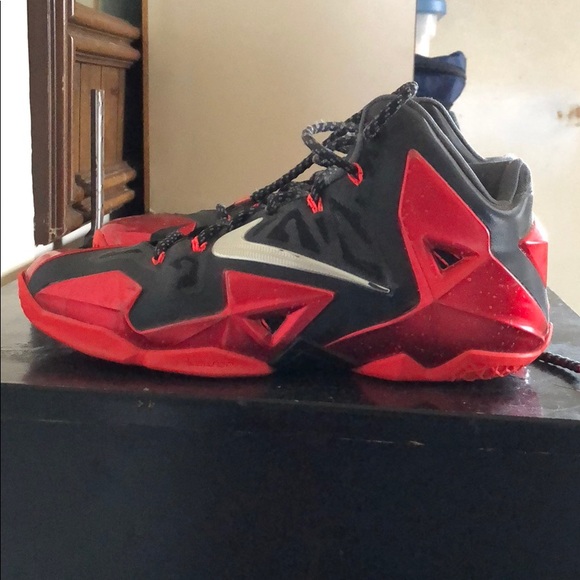 lebron 11 size 8